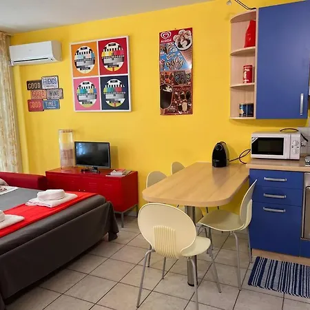 Holiday home Cabina Cristina Santo Stefano al Mare